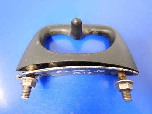 Gancio occhiello traino