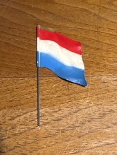 Lineol-Elastolin tin flag for