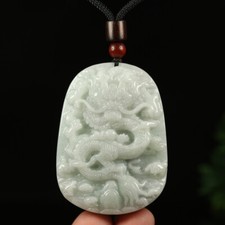 Ciondolo in giada giadeite