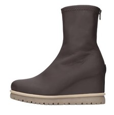 TANIA GUMMER Stivaletti e