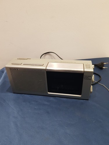 Radioclock sony icf c20w - radioclock,