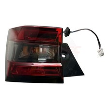 Fanale posteriore esterno lato