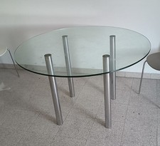 Tavolo tondo con piano in cristallo