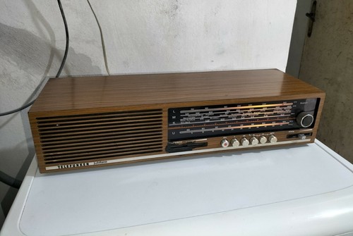 Radio vintage funzionante - radio,