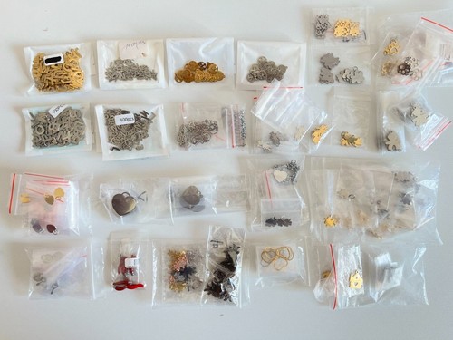 Stock bigiotteria ciondoli - stock,