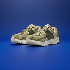 Nike Zoom Vomero 5 scarpe uomo
