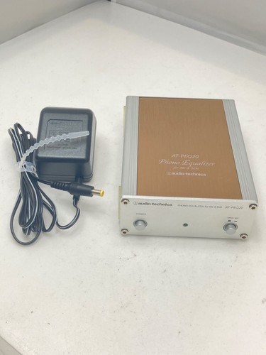 Preamplificatore equalizzatore