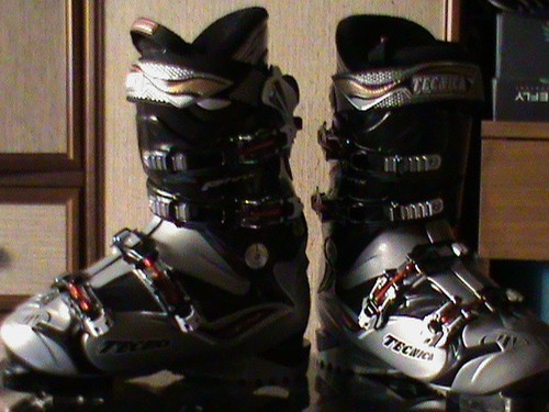 Vendo scarponi sci a - vendo,