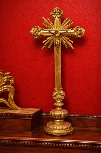 Croce altare con cristo - croce,
