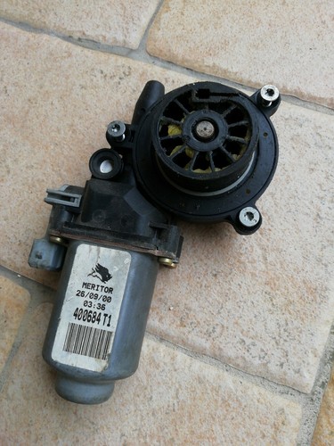 Motore alzavetro alzacristallo - motore,