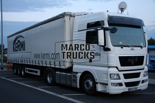 Truck photo man - photo,