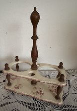 Antico supporto in ceramica e