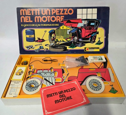 Metti pezzo del motore - un,