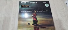 NEW TROLLS - SENZA ORARIO