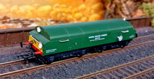 oo gauge diesel locomotive brake tender