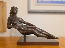 MESSINA FRANCESCO (Linguaglossa, 1900 - Milano, 1995) NUDO DI DONNA bronzo su ba