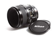 Nikon AF Micro Nikkor 2,8/60 D