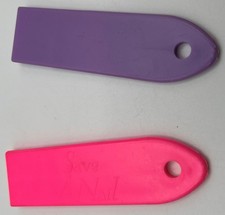 Vintage Tupperware Save a Nail