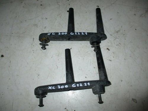 Coppia staffe parabrezza - staffe,