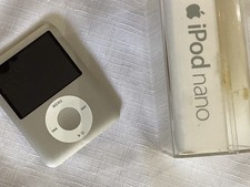 Apple iPod Nano   4GB