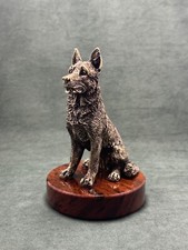 Statuina cane pastore tedesco,statuetta in bronzo fuso.