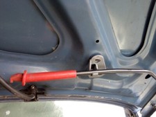 Clip fissaggio asta cofano