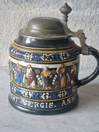 Antico boccale vecchio - vecchio,