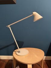 NJP lampada da tavolo - louis poulsen