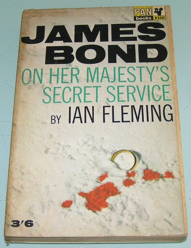 James bond 007 her - on,