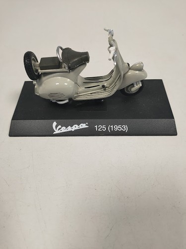 Modellino vespa 125 maisto - vespa,