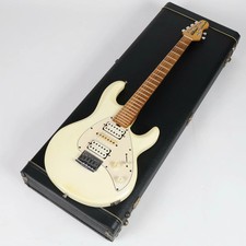 Usato Music Man Silhouette Hsh