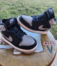 Jordan Retro 1 High OG "Satin