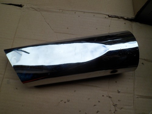 Trim scarico destro - rh,