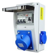 - Distributore Di Corrente a 230V. Presa Monofase CEE 32A 3P E 2X Prese Con Inte