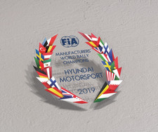 ADESIVO SAGOMATO HYUNDAI