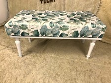 Poggiapiedi ottomano imbottito