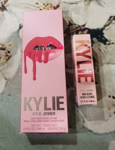 Kylie jenner velvet liquid - kylie,