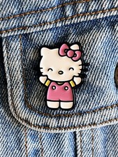 Spilla smaltata Hello Kitty carina - Ottime condizioni