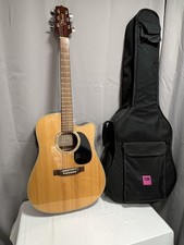 TAKAMINE EG530SC Chitarra