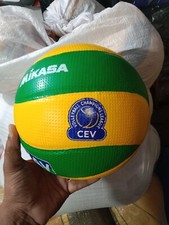 Nuovo Mikasa V200W Match Ball