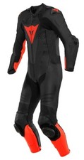 Tuta in pelle Dainese laguna Seca 5 1pc leather suit perf. black/fluo-red