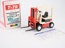 Diapet 1/24 Nissan Carrello