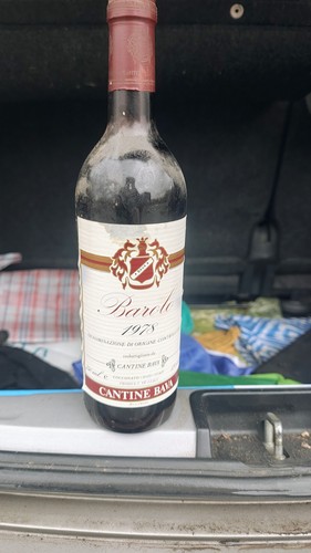 Bottiglia vino barolo - bottiglia,