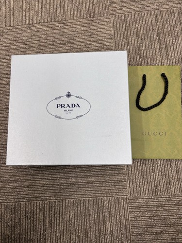 Scatola carta logo - , prada