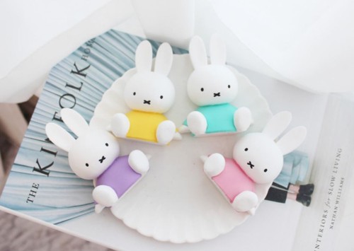 Personaggio coniglio miffy - personaggio,
