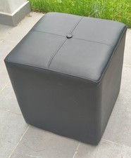 Pouf cubo in finta pelle nera – moderno e resistente – ideale per casa, ufficio