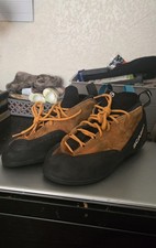 Scarpa generator Mid size