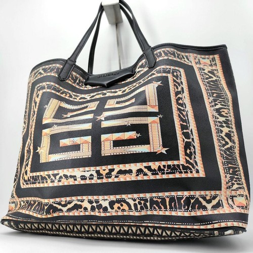 Givenchy antigona logo - antigona,