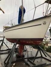 barca a vela a motore
