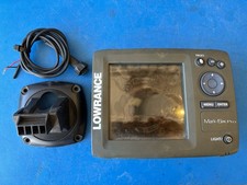 schermo fishfinder lowrance